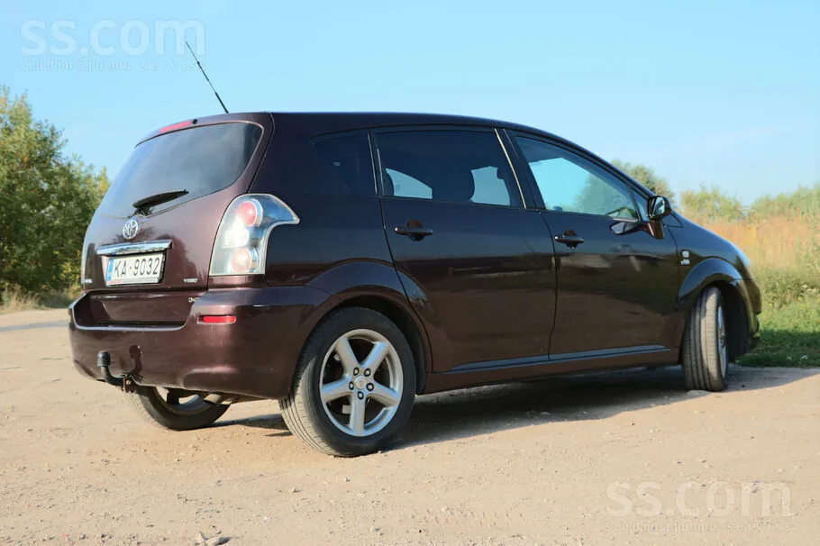 Toyota Corolla Verso 2008 photo 3