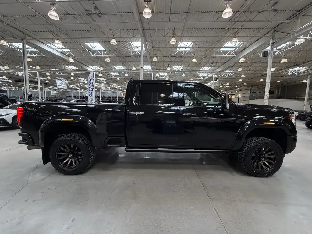 GMC Sierra 3500Hd 2024 photo 4