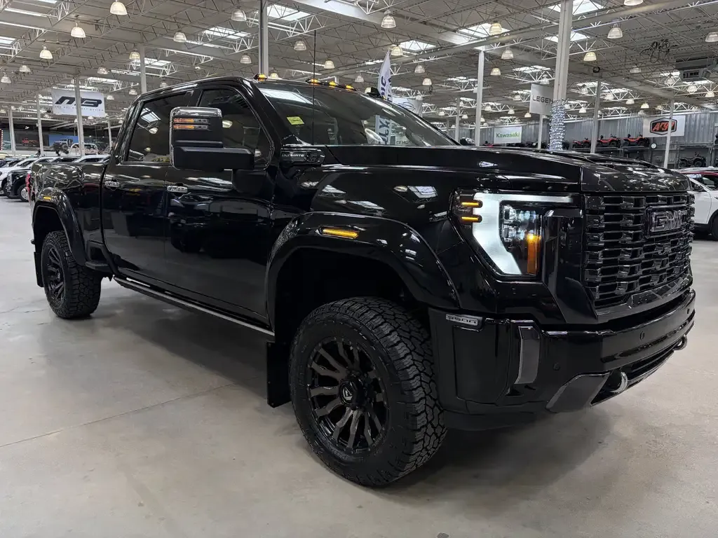 GMC Sierra 3500Hd 2024 photo 2