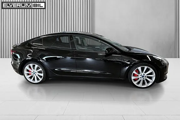 Tesla Model 3 2022 photo 2