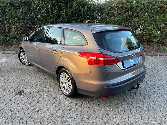 Ford Focus 2015 photo 3