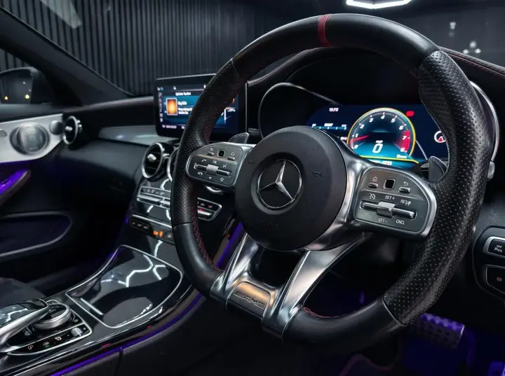 Mercedes-Benz C-Class 2018 photo 4