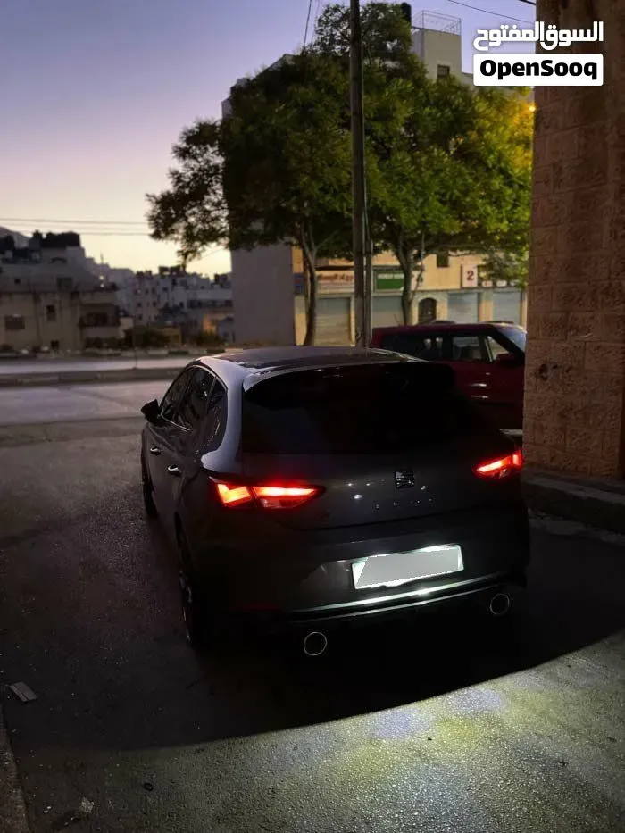Seat Leon 2018 photo 2