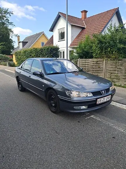 Peugeot 406