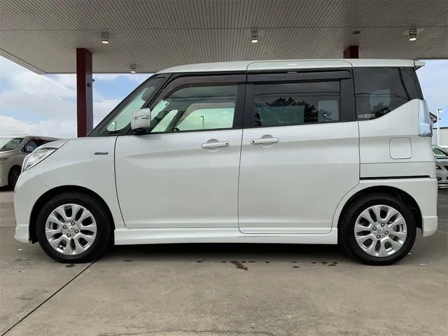 Mitsubishi Delica D:2 2018 photo 5