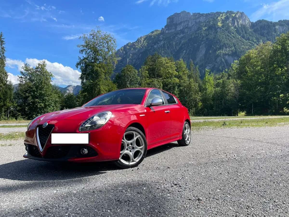 Alfa Romeo Giulietta 2018 photo 2