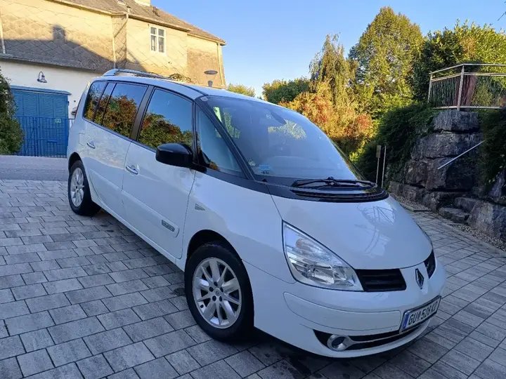 Renault Espace 2012 photo 2