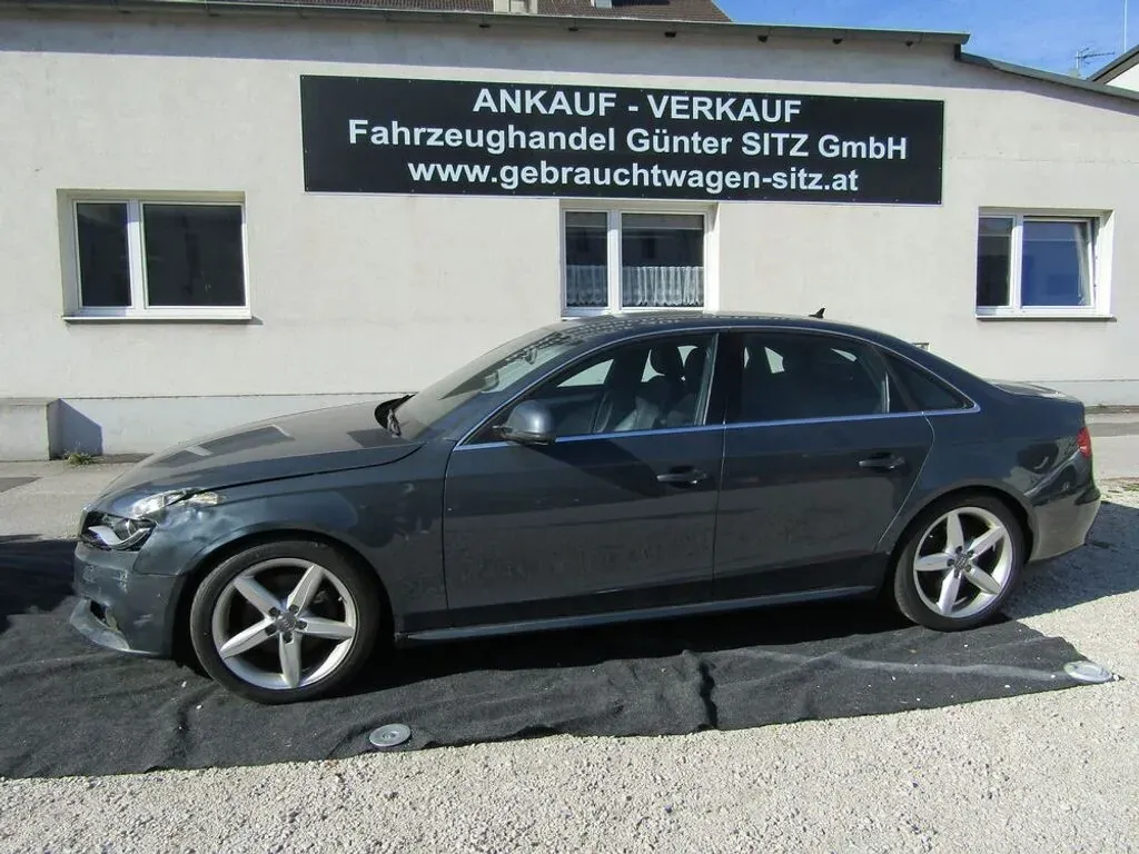 Audi A4 2009 photo 2
