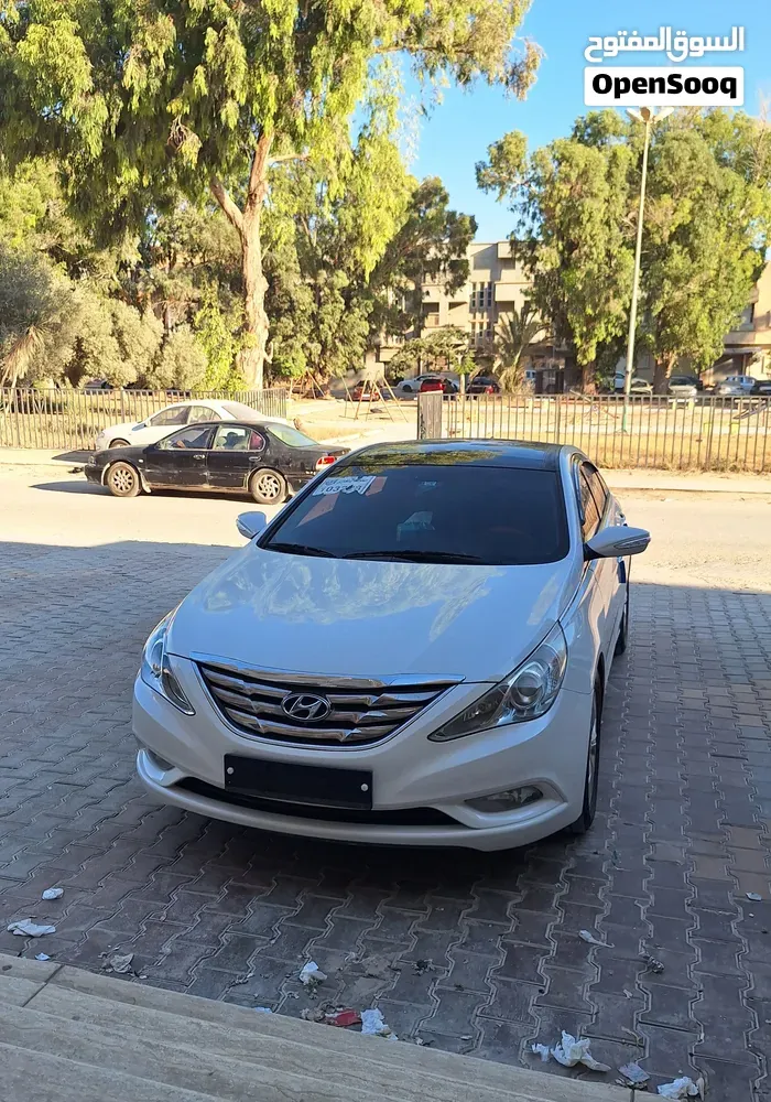 Hyundai Sonata 2012 photo 4