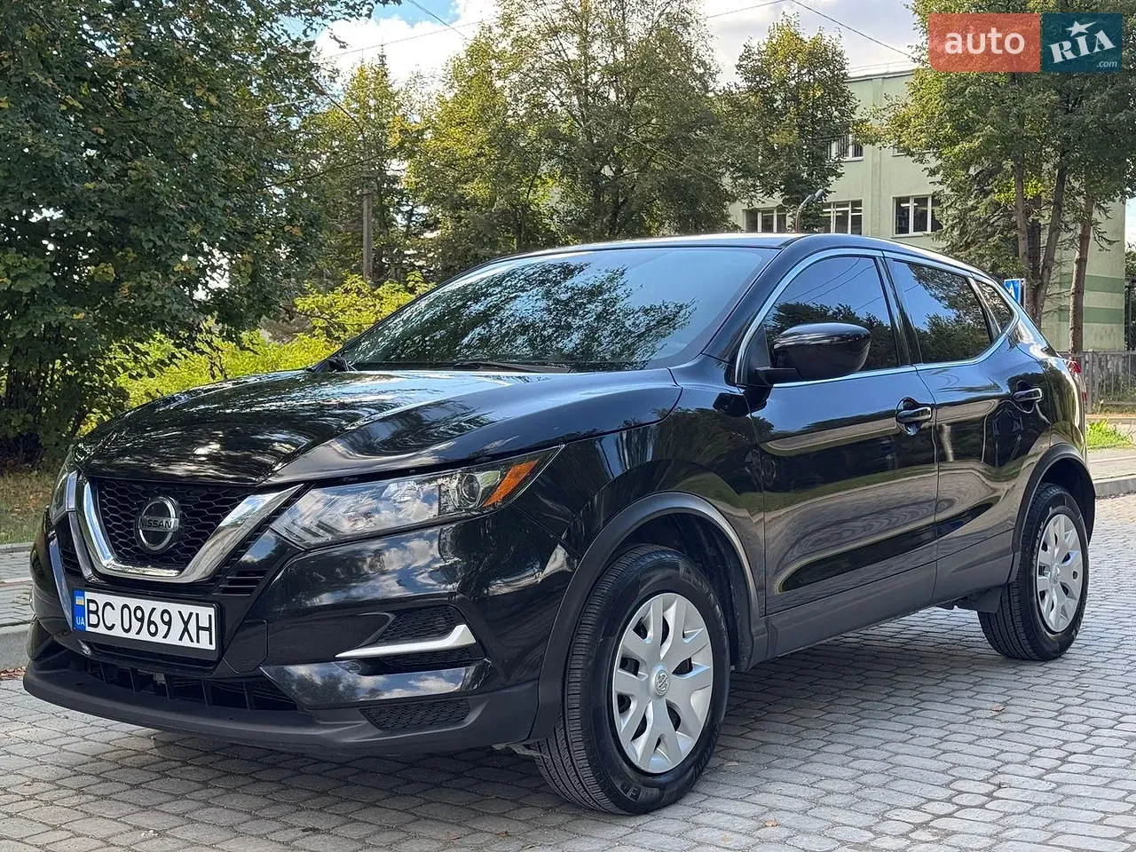 Nissan Rogue Sport 2020 photo 2