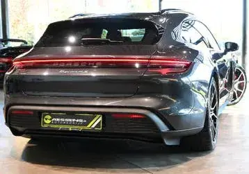 Porsche Taycan Sport Turismo 2024 photo 2