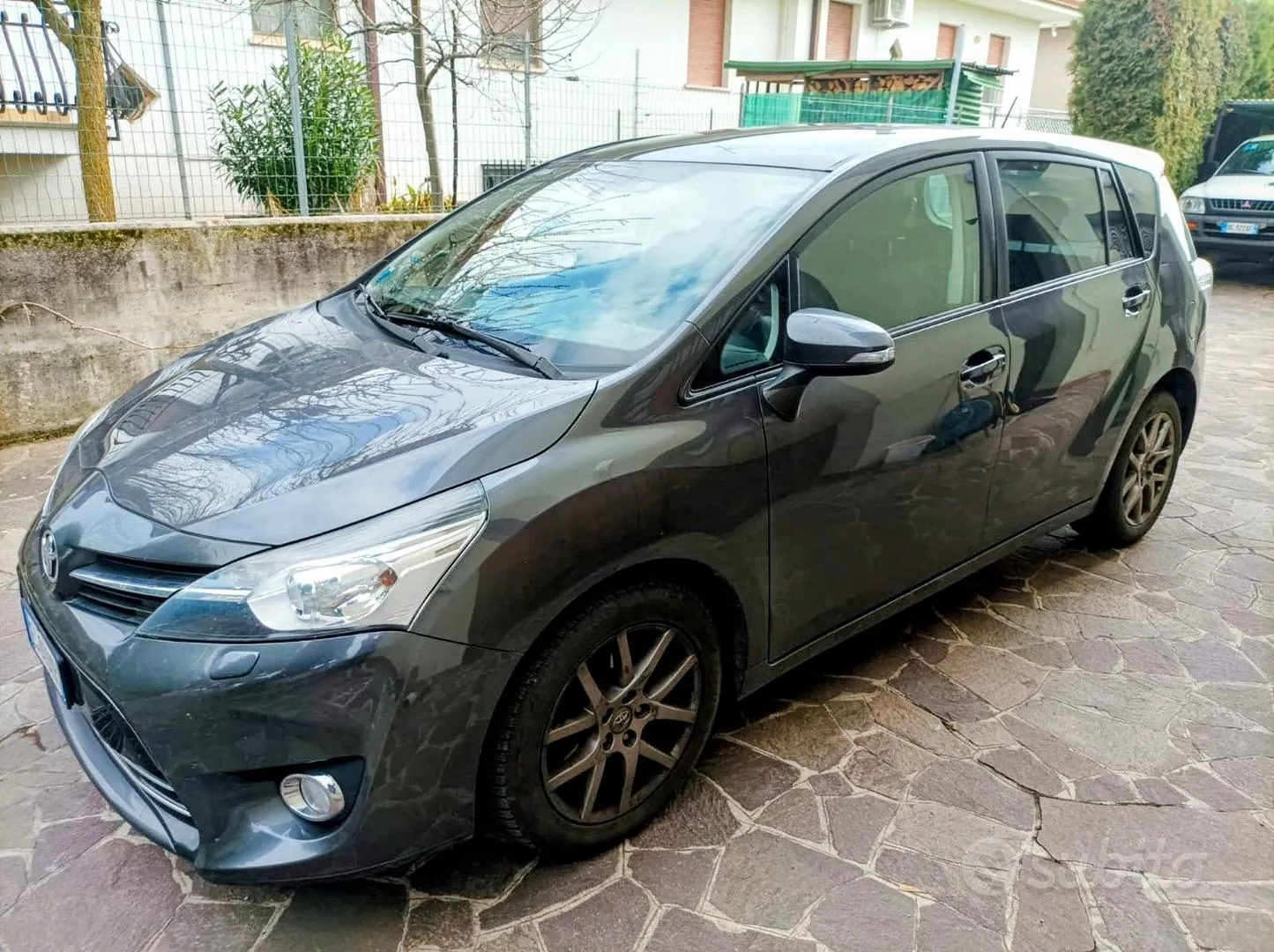 Toyota Verso 2013 photo 3