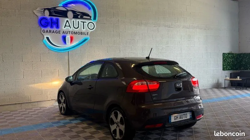 Kia Rio 2012 photo 4