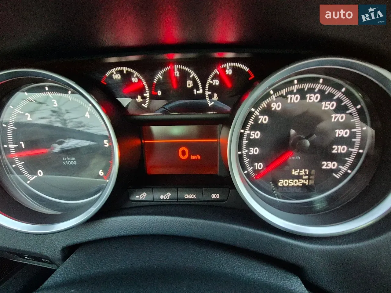 Peugeot 508 2011 photo 3