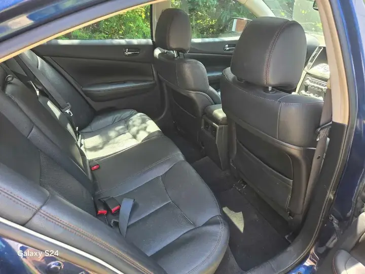 Nissan Maxima 2013 photo 4