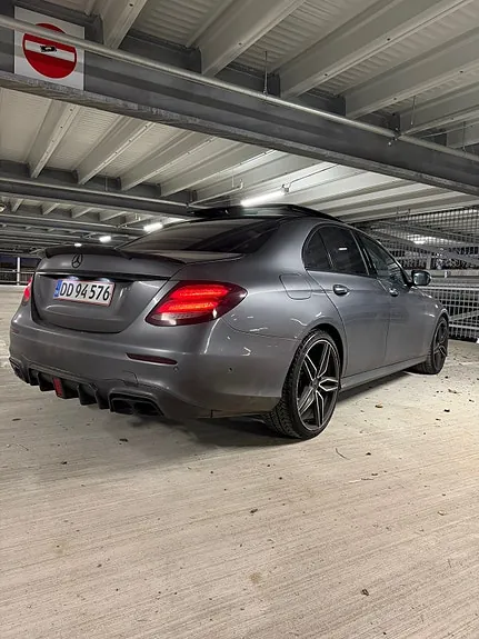 Mercedes-Benz E350 D 2017 photo 4