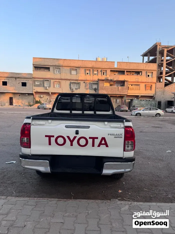 Toyota Hilux 2020 photo 4