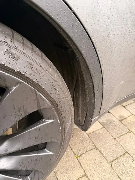 Tesla Model Y 2024 photo 3