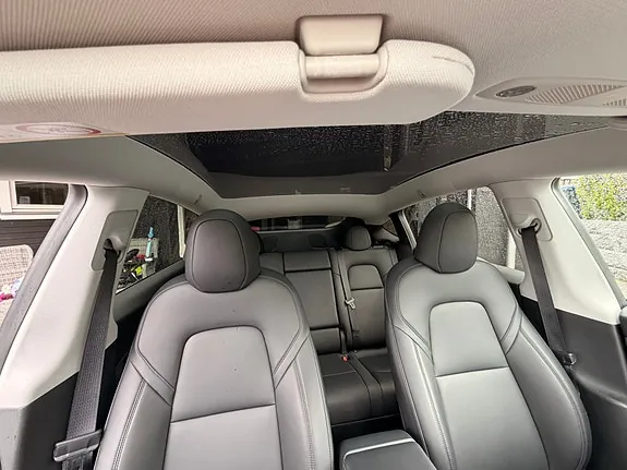 Tesla Model Y 2024 photo 5