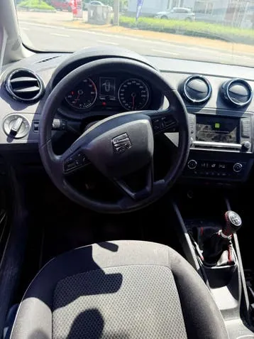 Seat Ibiza 2017 photo 3