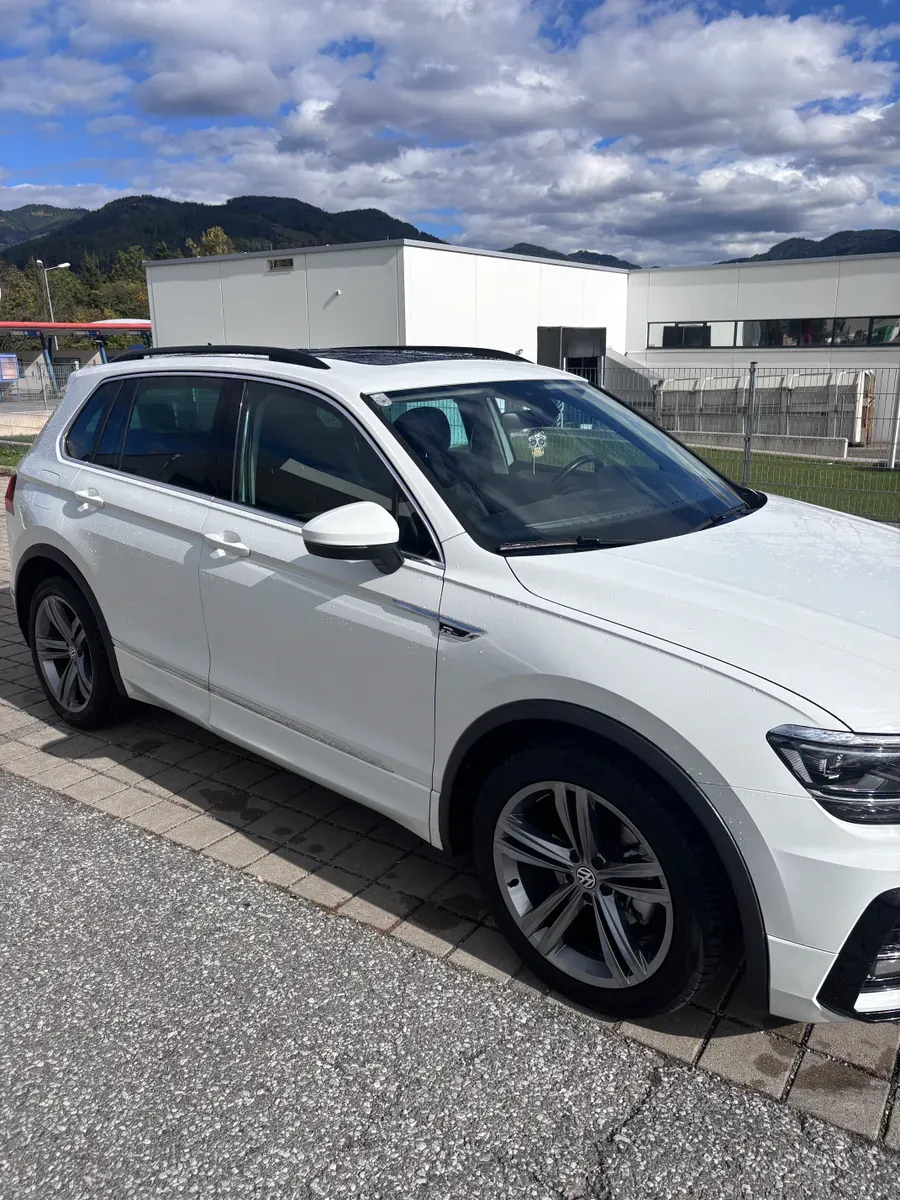 Volkswagen Tiguan 2018 photo 2
