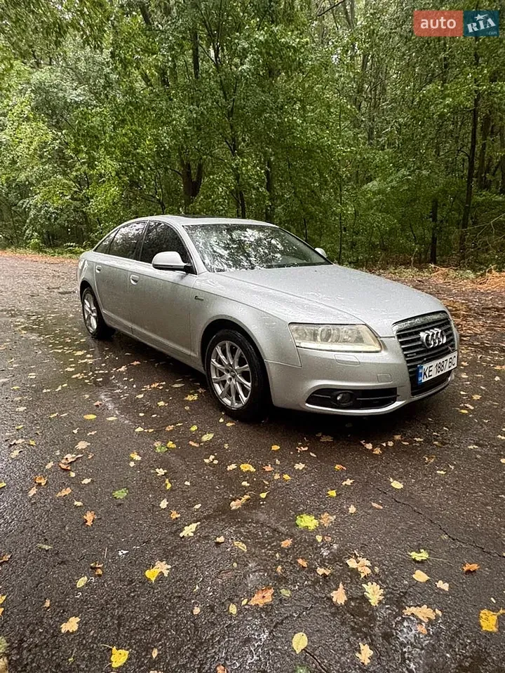 Audi A6 2010 photo 2