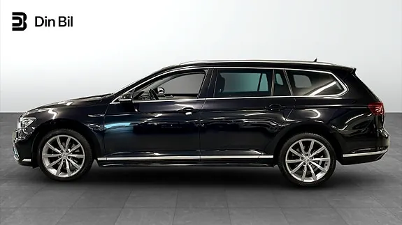Volkswagen Passat 2021 photo 2