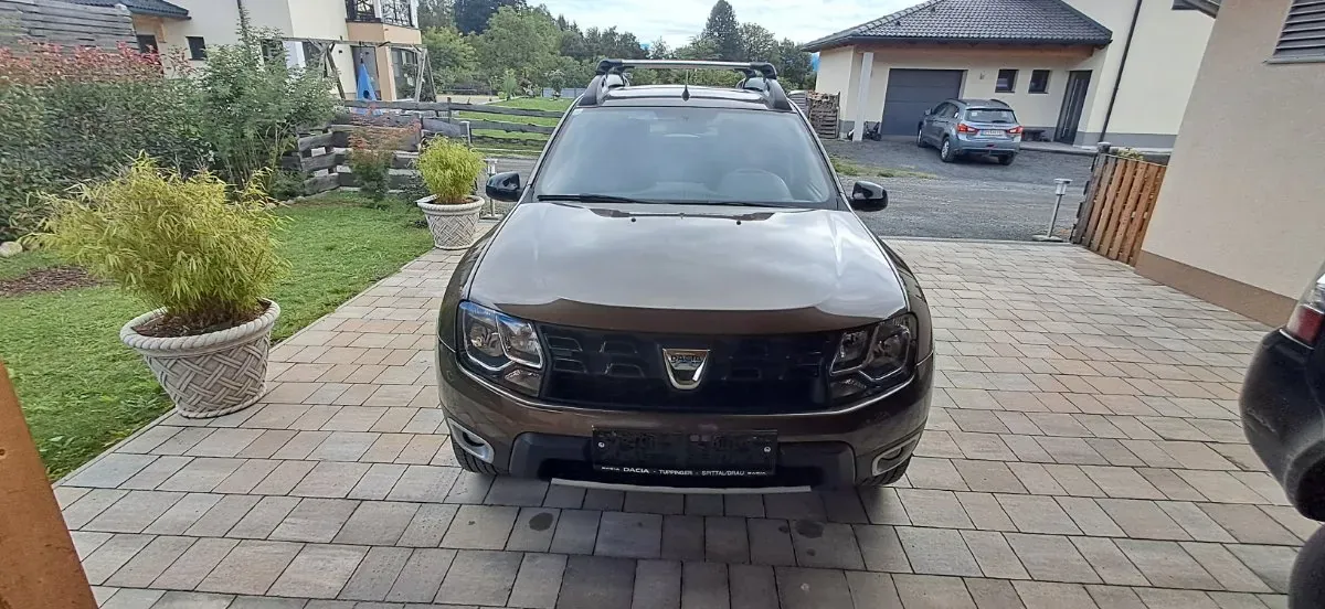 Dacia Duster 2017 photo 2
