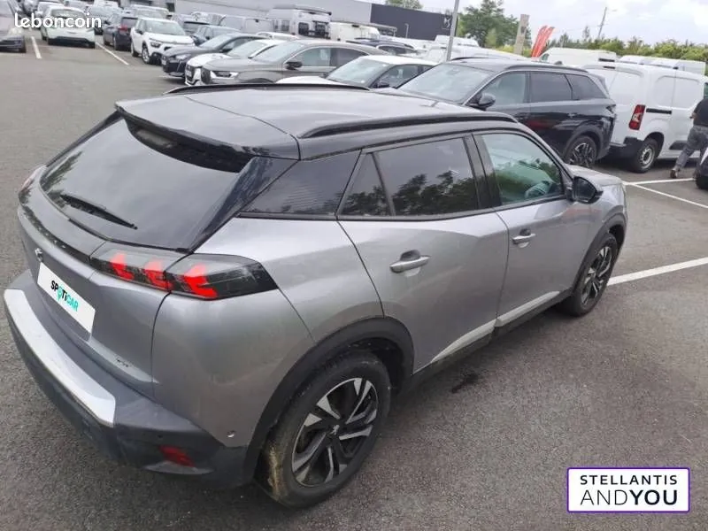 Peugeot 2008 2021 photo 3