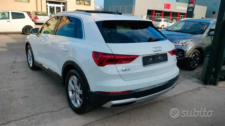 Audi Q3 2019 photo 4