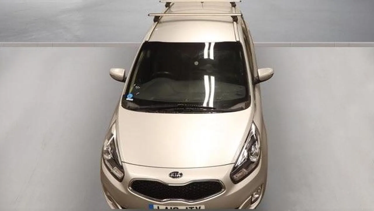 Kia Carens 2016 photo 3