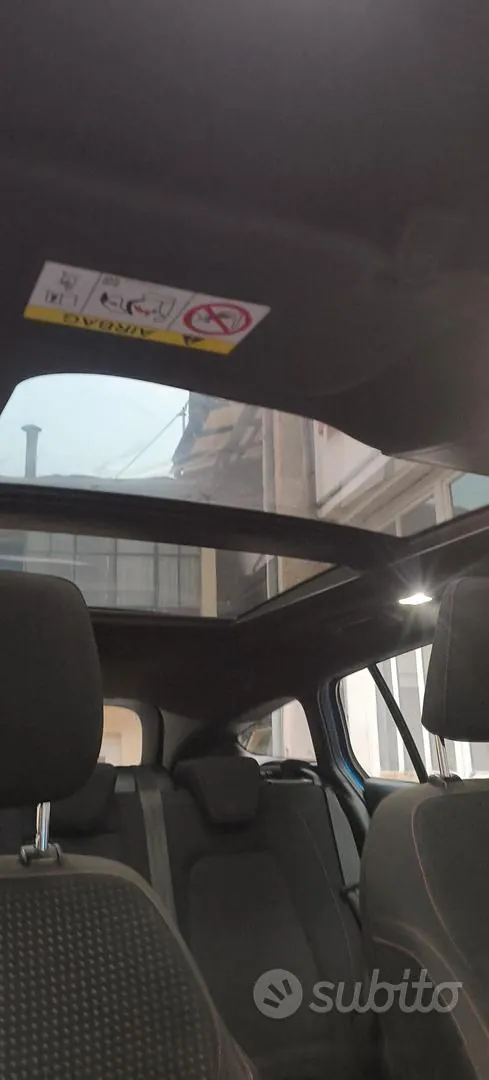 Ford Focus 2019 photo 2