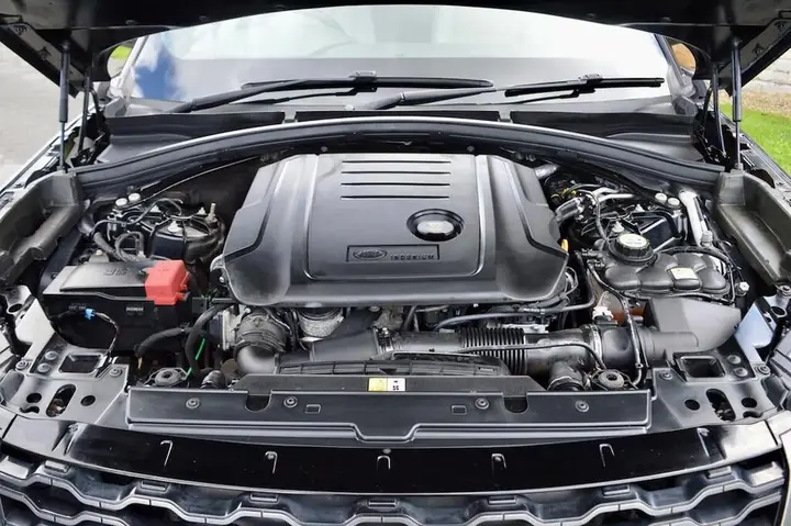 Land Rover Range Rover Velar 2020 photo 2