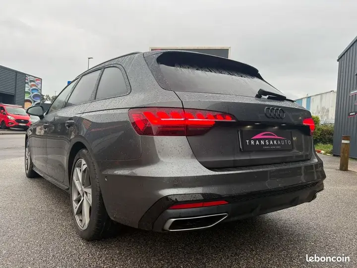 Audi A4 2023 photo 3