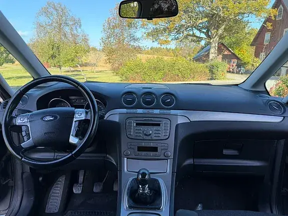 Ford Galaxy 2008 photo 5