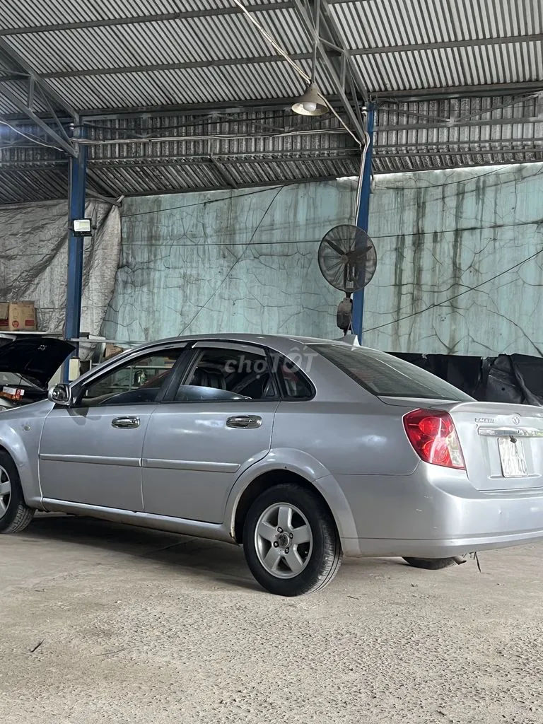 Chevrolet Lacetti 2009 photo 2