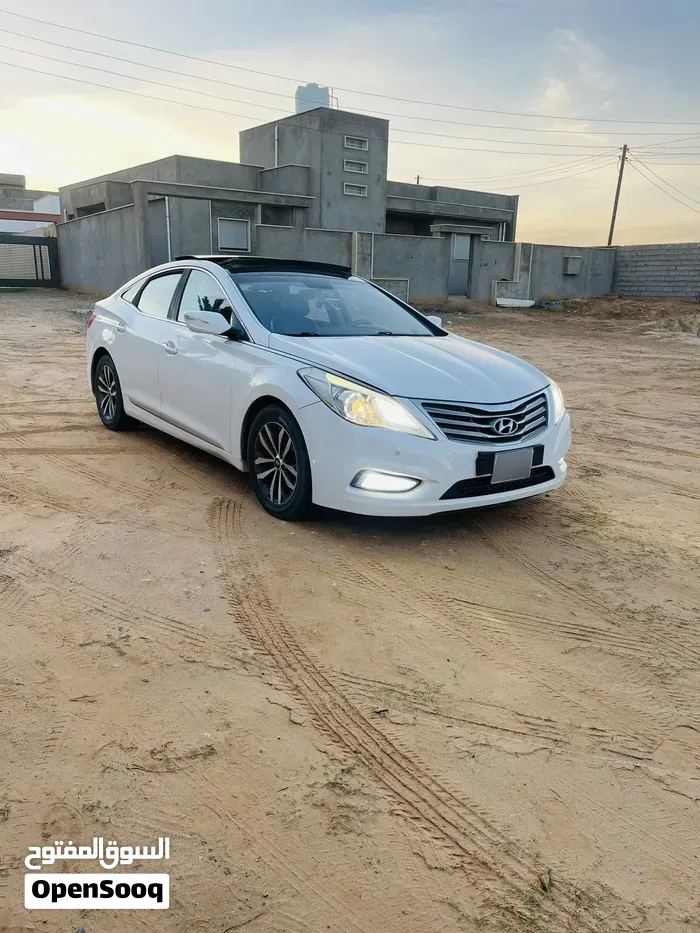 Hyundai Grandeur 2013 photo 2
