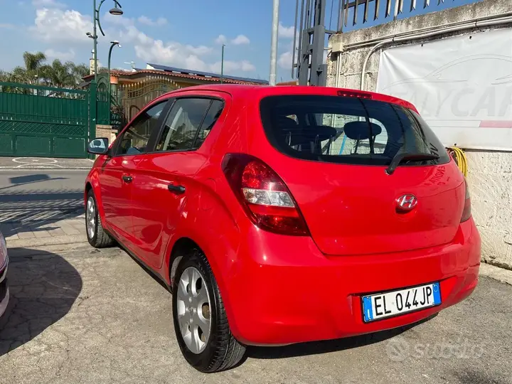 Hyundai I20 2011 photo 5