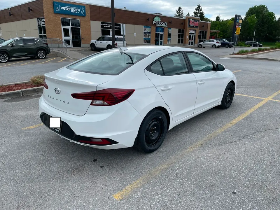Hyundai Elantra 2019 photo 3