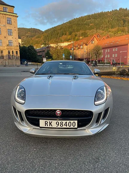 Jaguar F-Type 2015 photo 4