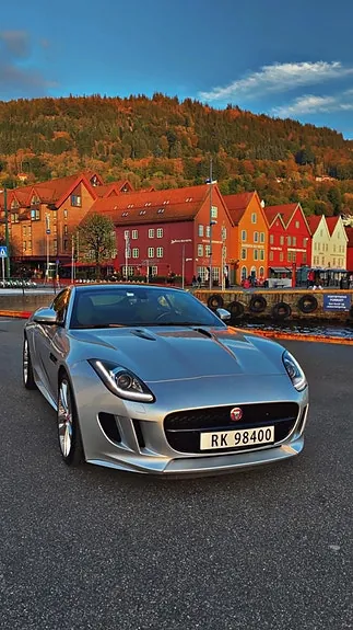 Jaguar F-Type 2015 photo 2