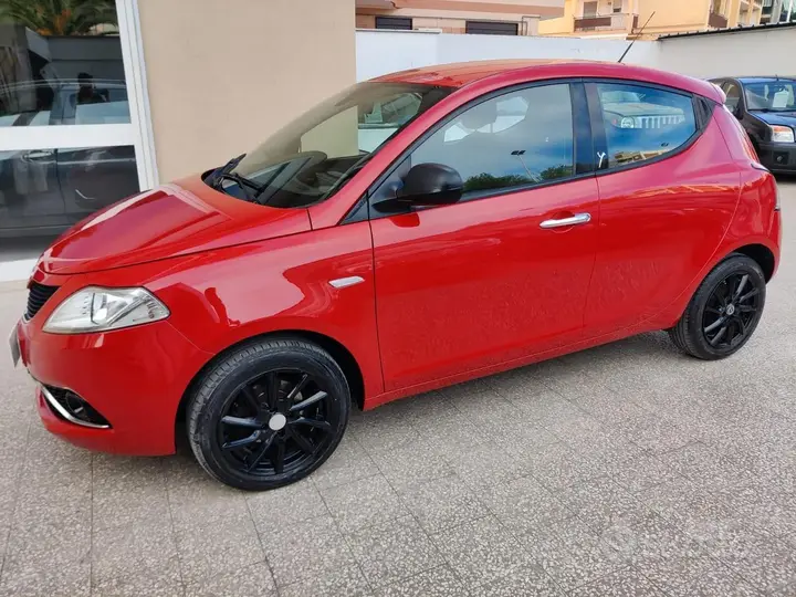 Lancia Ypsilon 2016 photo 3