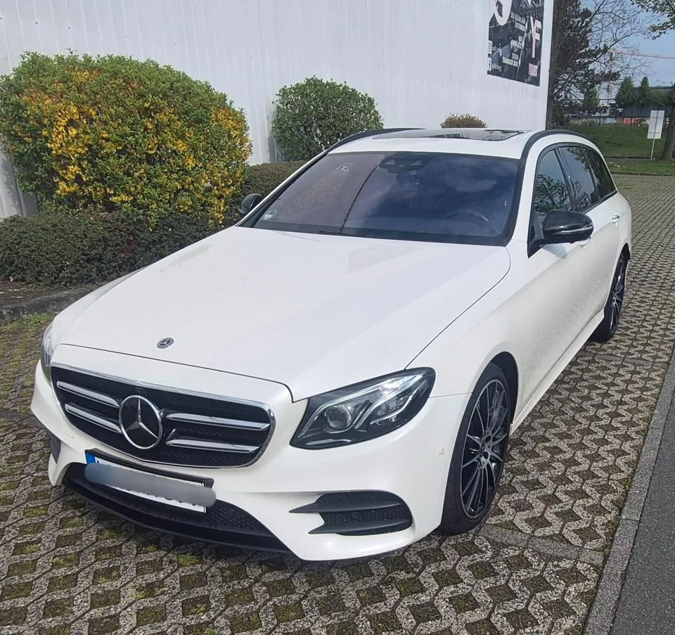 Mercedes-Benz E 400