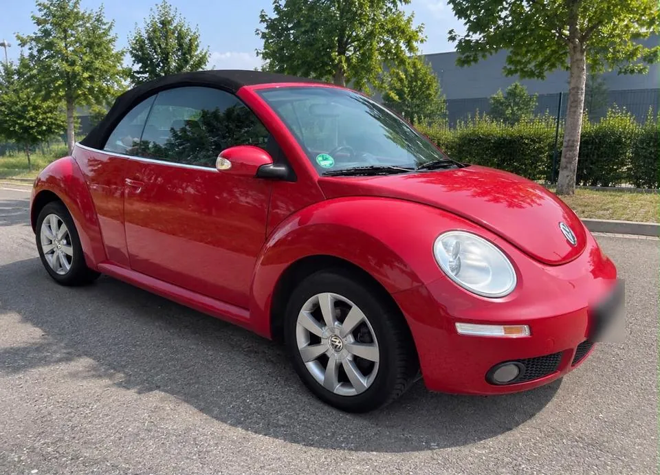 Volkswagen New Beetle