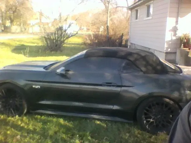Ford Mustang 2015 photo 2