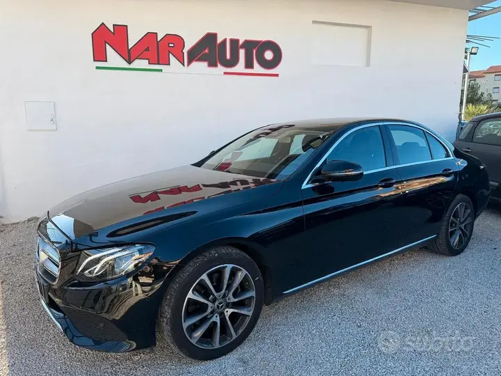 Mercedes-Benz E 220D