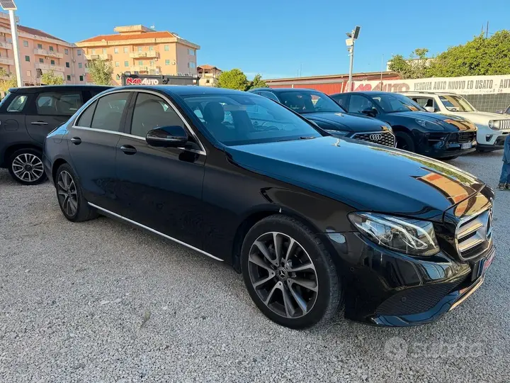 Mercedes-Benz E 220D 2017 photo 4