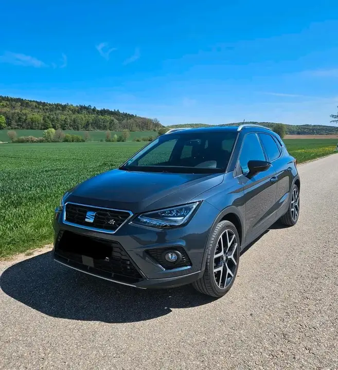 Seat Arona