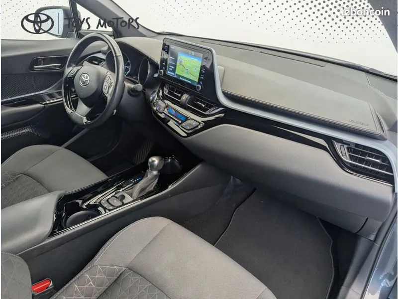 Toyota C-Hr 2021 photo 4