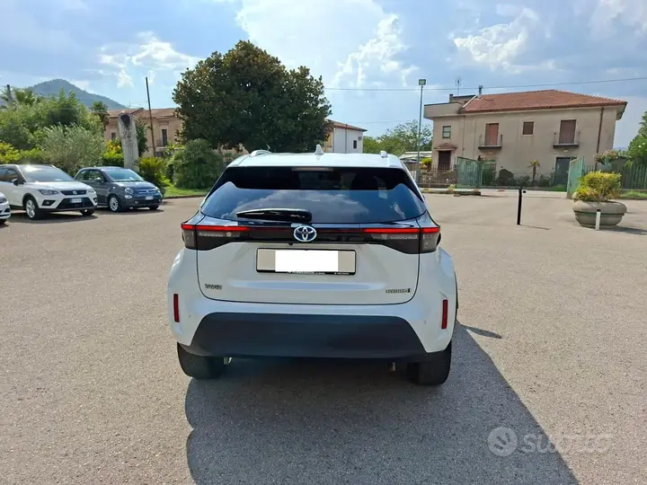 Toyota Yaris Cross 2022 photo 4